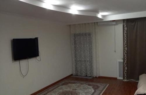 Leninskiy rayon Apartment | Белая студия на Волге