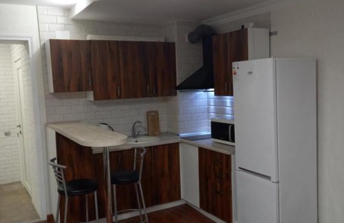 Leninskiy rayon Apartment | Белая студия на Волге