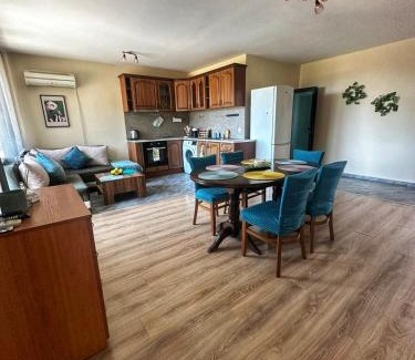 Varna House | Боровата къща