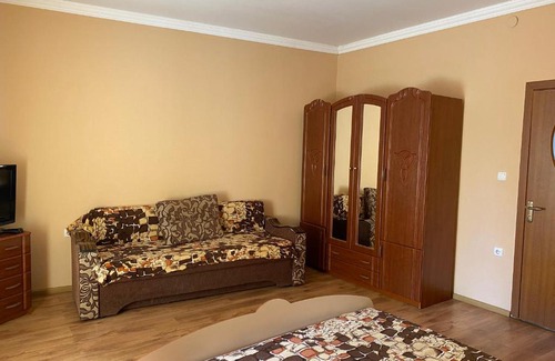Berehove House | Будинок для відпочинку Патріція