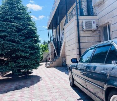 Taraz Hotel | Вояж