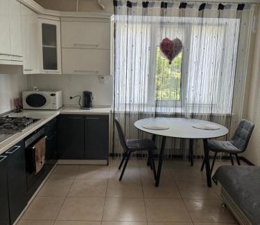 Rivne Apartment | ВІП квартира в новобудові в центрі міста