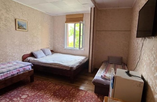 Cholpon-Ata House | Гостевой Дом Интер