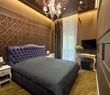 Chernovtsy Apartment | Готель-бутік на Кобилянській MonArt by Willox