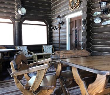 Manyava Ski Chalet | Гута Вікенд