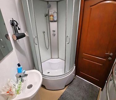 Sukhinovka Apartment | Двокімнатна квартира в центрі біля готелю Палаццо Мережа Alex Apartments Безконтакнте заселення 24-7