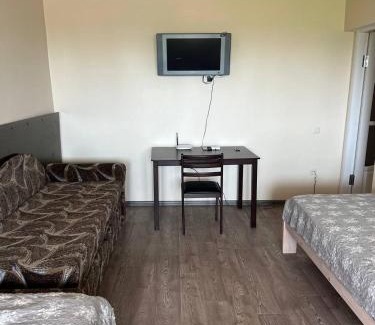 Karolino-Bugaz Apartment | Двухкомнатная квартира