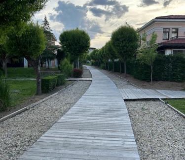 Sozopol Apartment | Дизайнерско студио ,Смокиня,Созопол,5 звезден затворен комплекс,4 басейна,1ва линия море