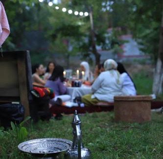 Osh Bed & Breakfast | Дом 14