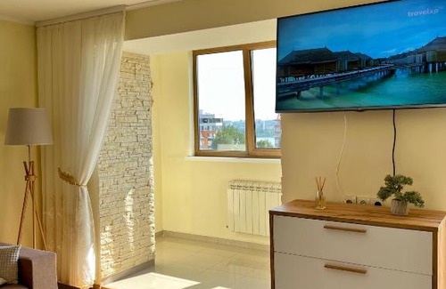 Ternopil Apartment | Дружба Поруч Озеро та Парк