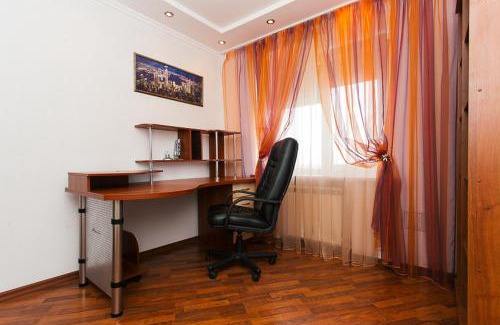 Zarichnyi District Apartment | Заливна вулиця 5