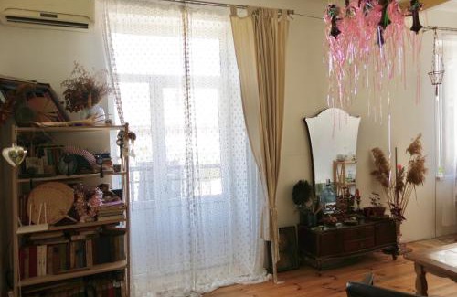 Odessa City Center Apartment | Затишна квартира в центрі Одеси на Караванського