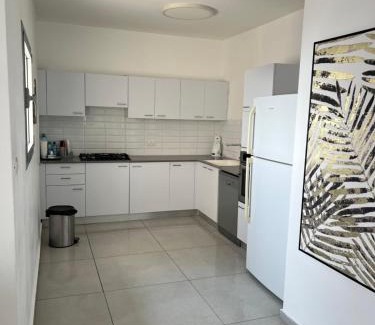 Bat Yam Apartment | Квартира, Бат-ям