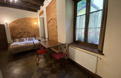 Lviv City Center Apartment | Квартира в центрі на вулиці Лесі Українка 19