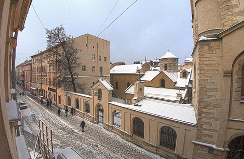 Lviv City Center Apartment | Квартира в центрі по вулиці Вірменська 12 дві спальні з двуспальними ліжками є інтернет сама Площа Ринок