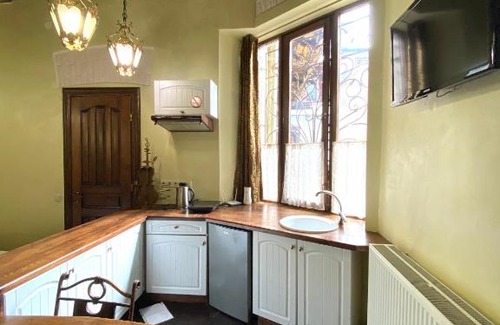 Lviv City Center Apartment | Квартира подобово на Площі Ринок 39 сам центр Львова