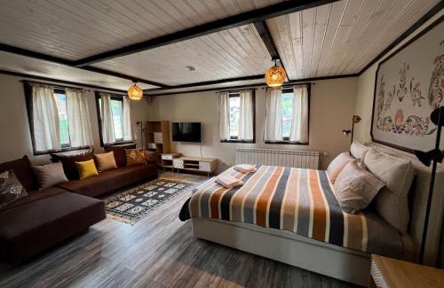 Koprivshtitsa House | Китанова къща