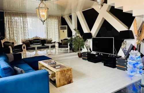 Plovdiv Other | Къща,Вила с басейн