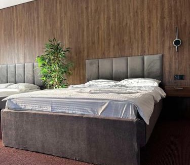 Yavory Cabin | Львівське Передмістя Котедж
