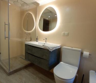 Bukovel Ski Chalet | Маєток Ліс і Гори