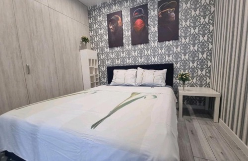 Darnyckyj Apartment | м. Харьковская, ул. Вишняковская