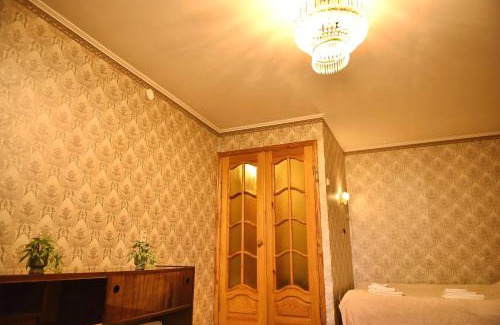 Zarichnyi District Apartment | Недорога квартира на Харківській, 32