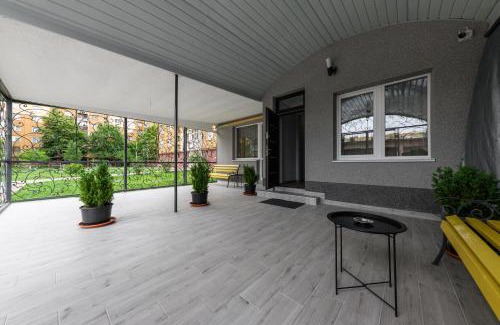 Uzhhorod Apartment | Нові затишні smart-квартири LеГо