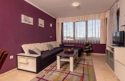 Pamporovo Apartment | Превъзходен апартамент на ски пистата и гледка към планините - Къщата на Мечтите - Пампорово