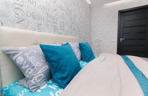 Zarichnyi District Apartment | проспект Михайла Лушпи