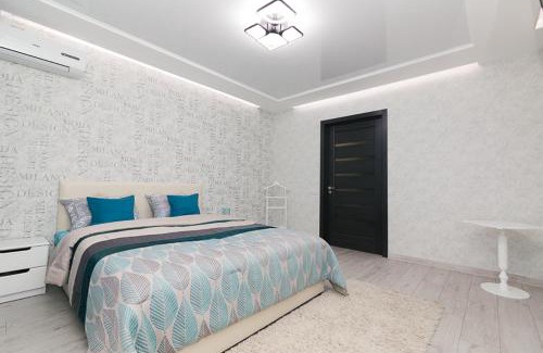 Zarichnyi District Apartment | проспект Михайла Лушпи