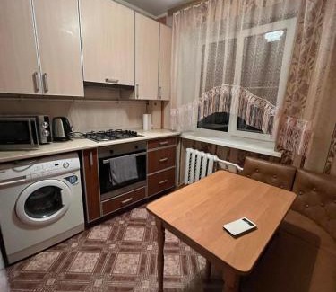 Khmelnitskiy Apartment | ПРОСТОРНАЯ СОЛНЕЧНАЯ ДВУХКОМНАТНАЯ квартира