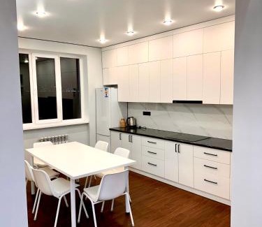 Almaty Apartment | Просторная 3-комнатная квартира 70 м кв в ЖК Elaman, посуточно и почасовой