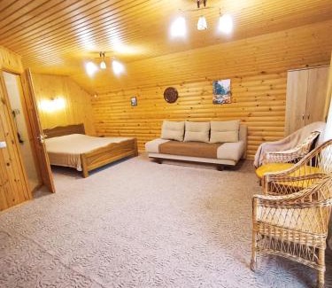 Yaremche House | Садиба Чорногора