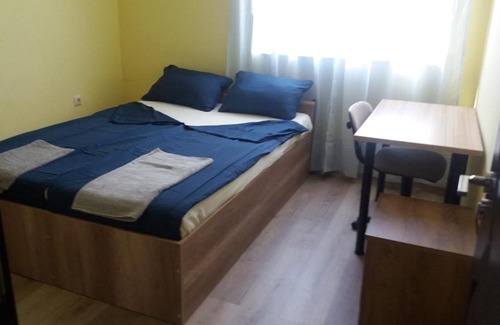 Hristo Botev Apartment | самостоятелен апартамент