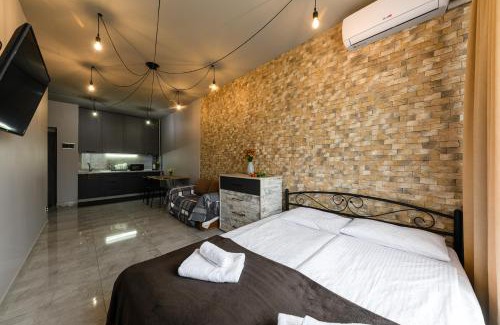 Uzhhorod Apartment | Смарт-студія в центрі біля парку