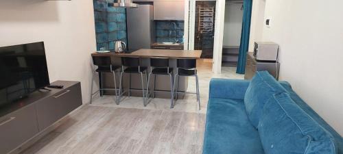 Holosiivskyj Apartment | Теремки