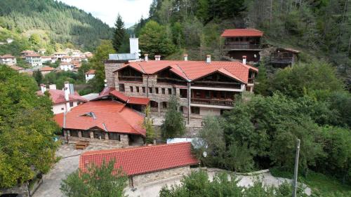 Smolyan Resort | Хотел Изворът Арда