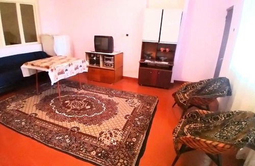Alaverdi House | Ալենի Տուն