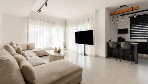 Kiryat Yam Apartment | פנטאוז עצום נוף עוצר נשימה