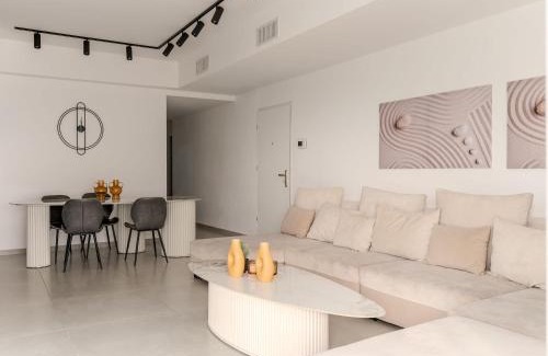 Kiryat Yam Apartment | פנטאוז עצום נוף עוצר נשימה