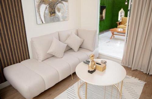 Riyadh Apartment | استديو بجلسه خارجيه ودخول ذاتي عند البوليفارد(vip)