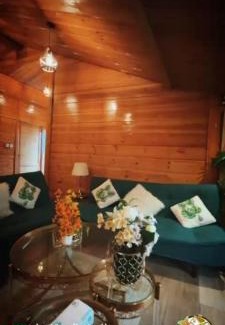 Mizail Cabin | اكوخ في مزرعة بساتين اللوز