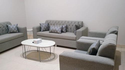 Buraydah Apartment | البرنس الذهبي حي السلام