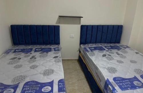 Borg el Arab Resort | شالية غرفة مكيفة وريسبشن للعائلات بقرية جراند هيلز الساحل الشمالي الاتصال قبل تأكيد الحجز E46 grand hills