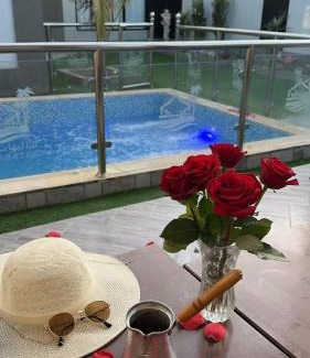 Al Kura Ski Chalet | شالية ميرال 2