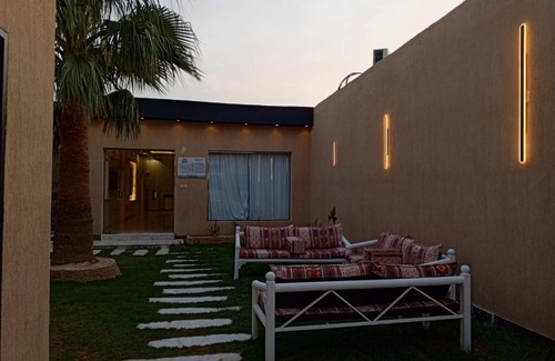 Riyadh Resort | شاليهات لافرين العائليه