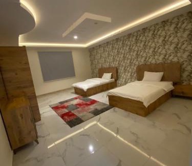 Haql Ski Chalet | شاليهات لودج