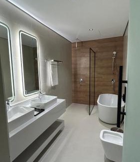 Mizail House | شاليه اوج