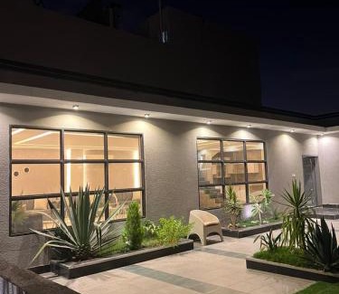Khamis Mushait Ski Chalet | شاليه لافندر