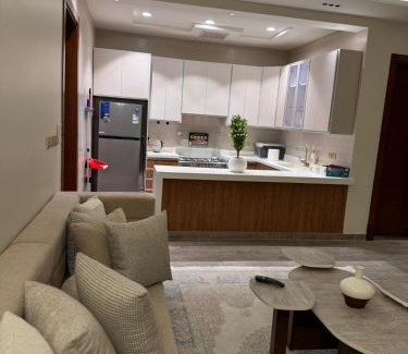 Jeddah Apartment | شقة بثلاث غرف فاخرة وبطراز أنيق